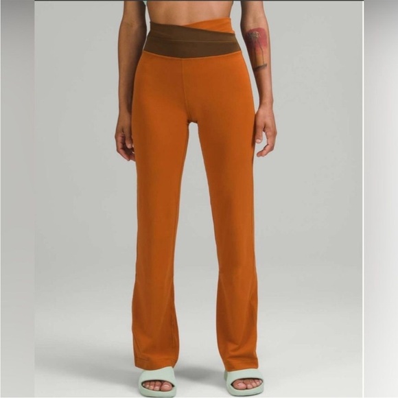 Lululemon Throwback Colorblock Astro Pant Legging NWT Size 10 - Picture 1 of 11